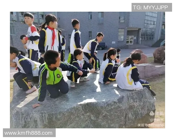 杨静专访：追忆足球生涯中的辉煌与挑战